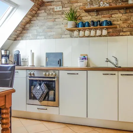 2 Bedroom Awesome In * Butjadingen